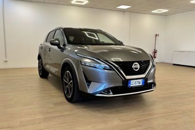 Nissan Qashqai 1.3 mhev Tekna 2wd 140cv del 2021 usata a Fondi