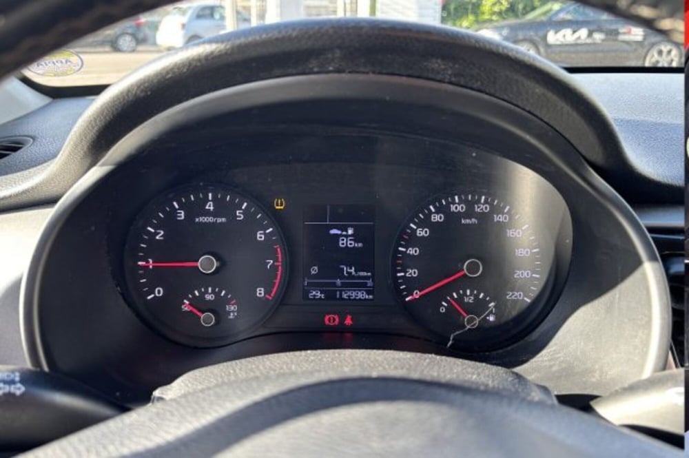 Kia Rio usata a Latina (13)
