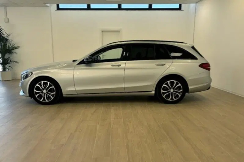 Mercedes-Benz Classe C Station Wagon usata a Latina (4)