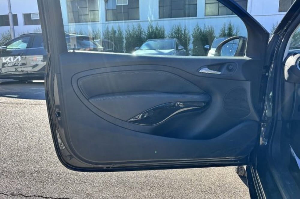 Opel Adam usata a Latina (12)