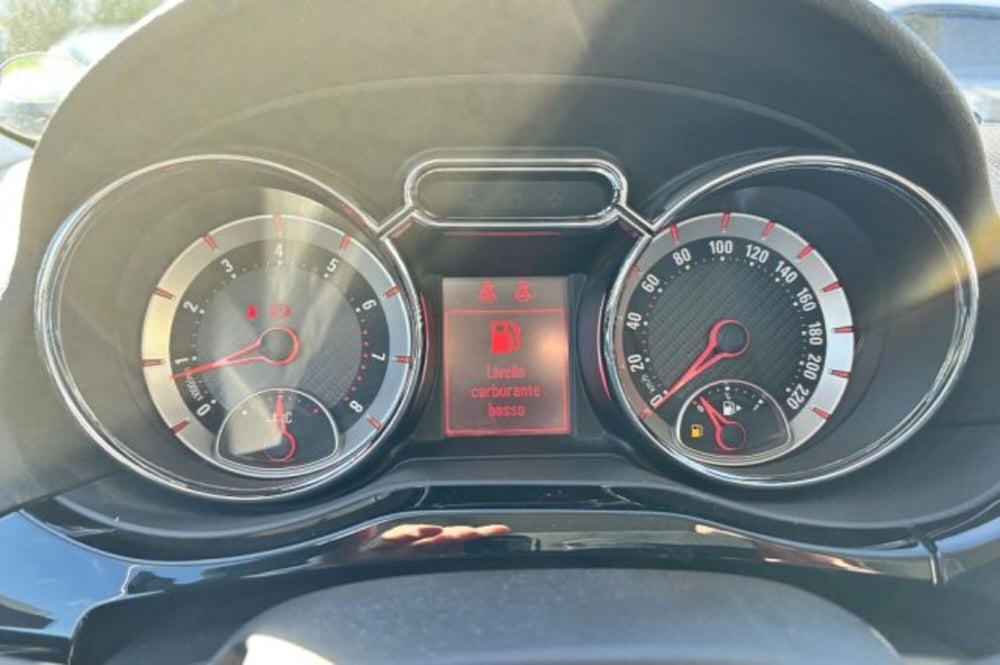 Opel Adam usata a Latina (13)
