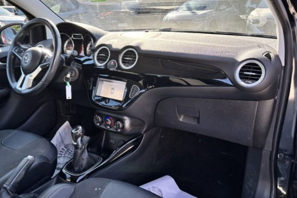 Opel Adam usata a Latina (9)