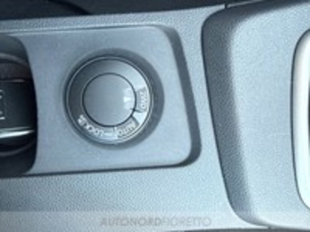 Dacia Duster usata a Udine (13)
