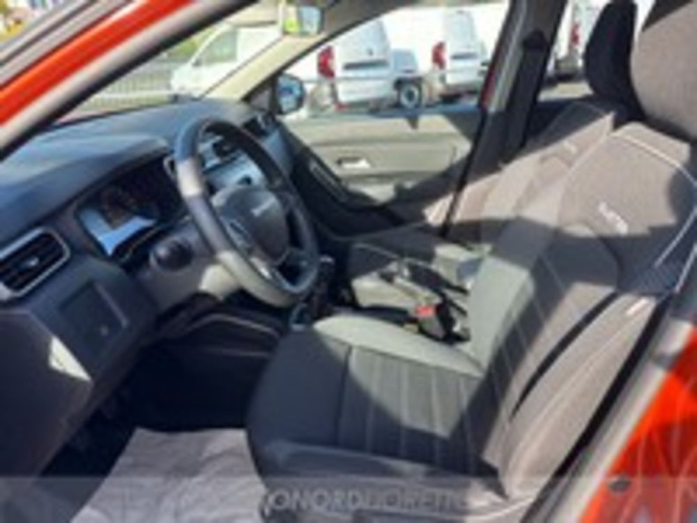 Dacia Duster usata a Udine (7)