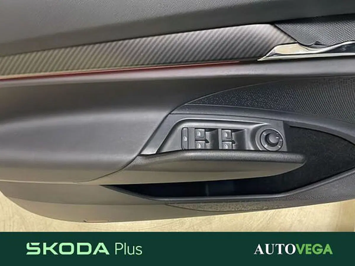 Skoda Enyaq usata a Vicenza (15)