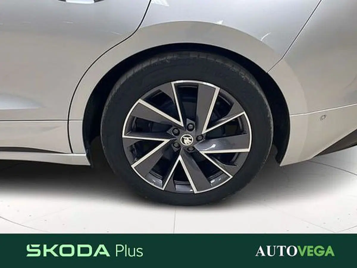 Skoda Enyaq usata a Vicenza (17)