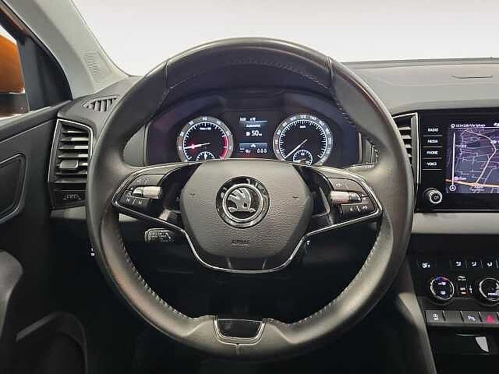 Skoda Karoq usata a Lecco (11)