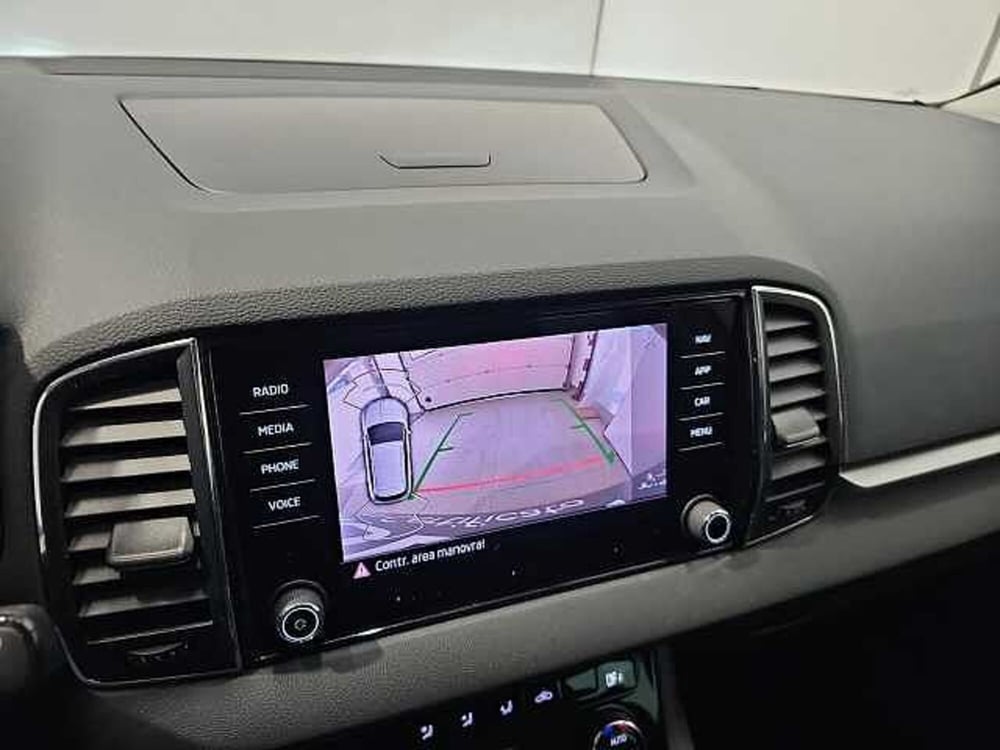 Skoda Karoq usata a Lecco (16)
