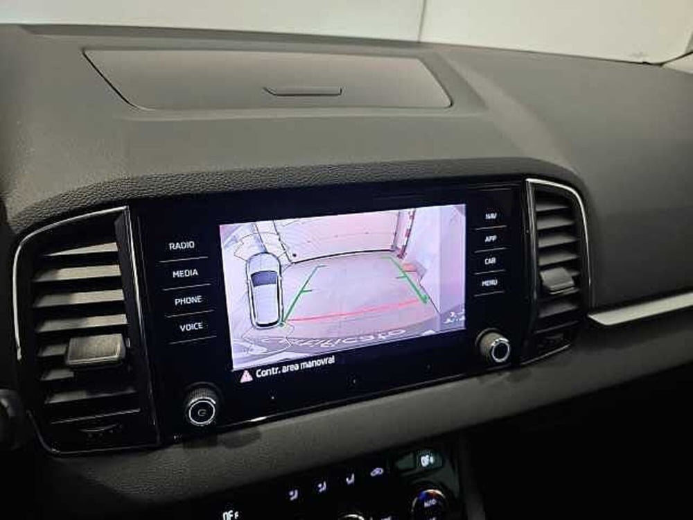 Skoda Karoq usata a Lecco (19)