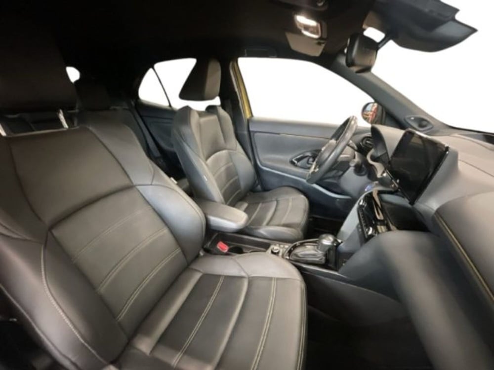 Toyota Yaris Cross usata a Vercelli (7)