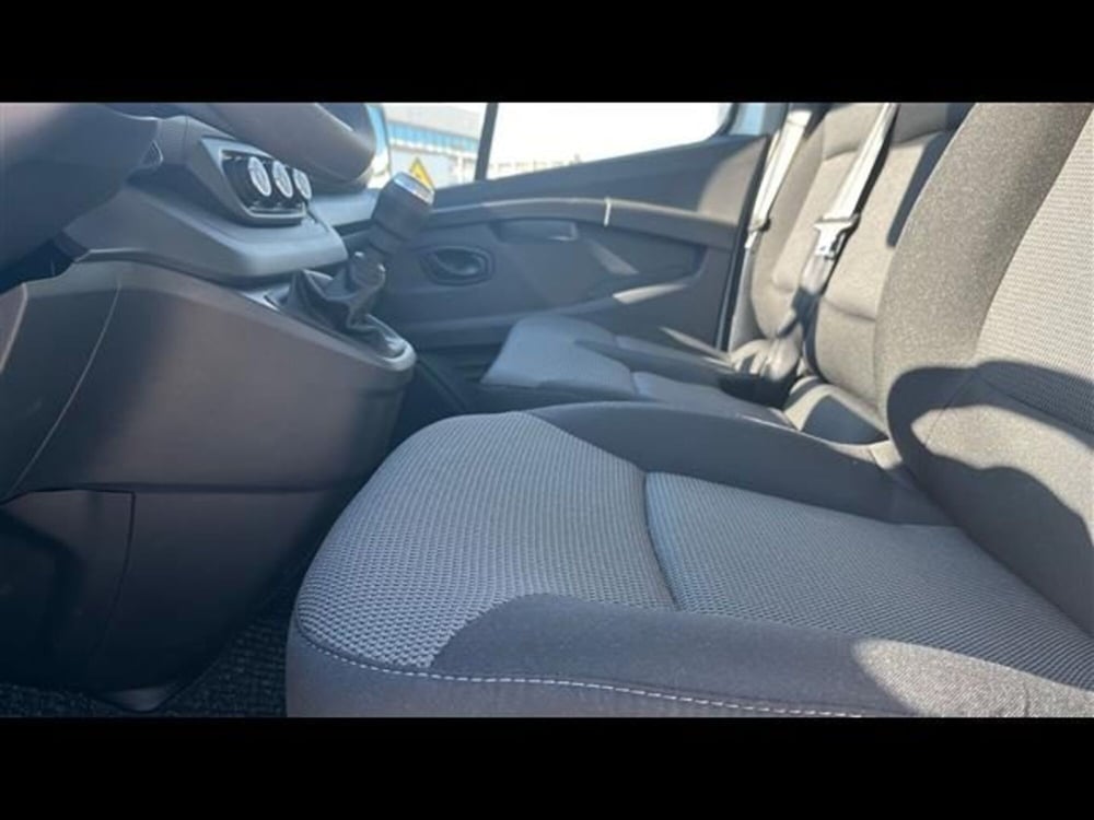 Renault Trafic Furgone nuova a Firenze (13)
