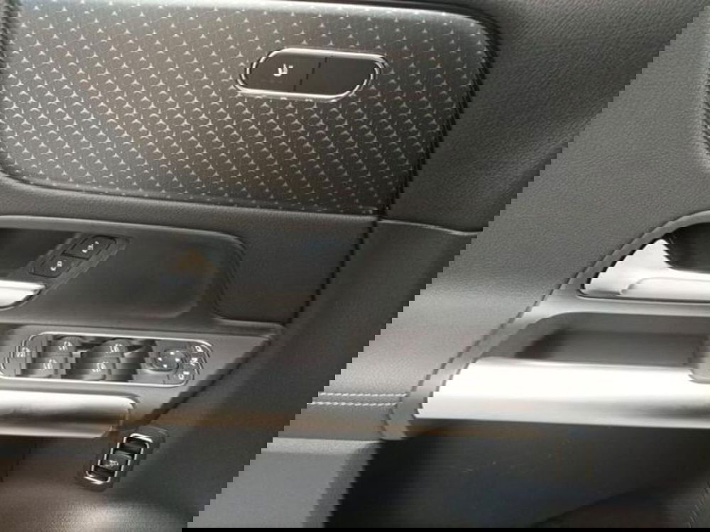 Mercedes-Benz GLA SUV usata a Milano (18)