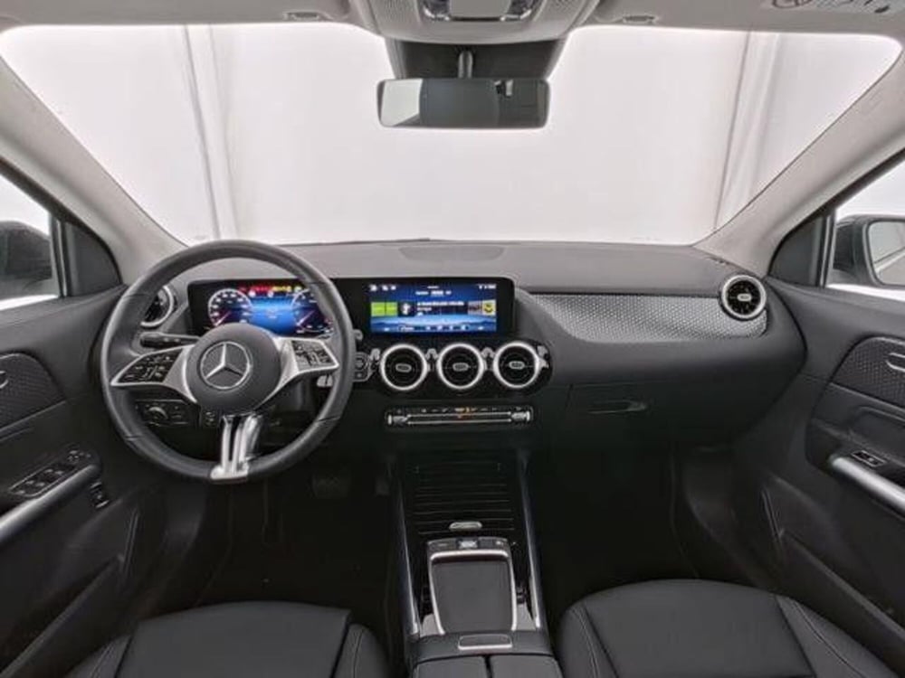 Mercedes-Benz GLA SUV usata a Milano (6)