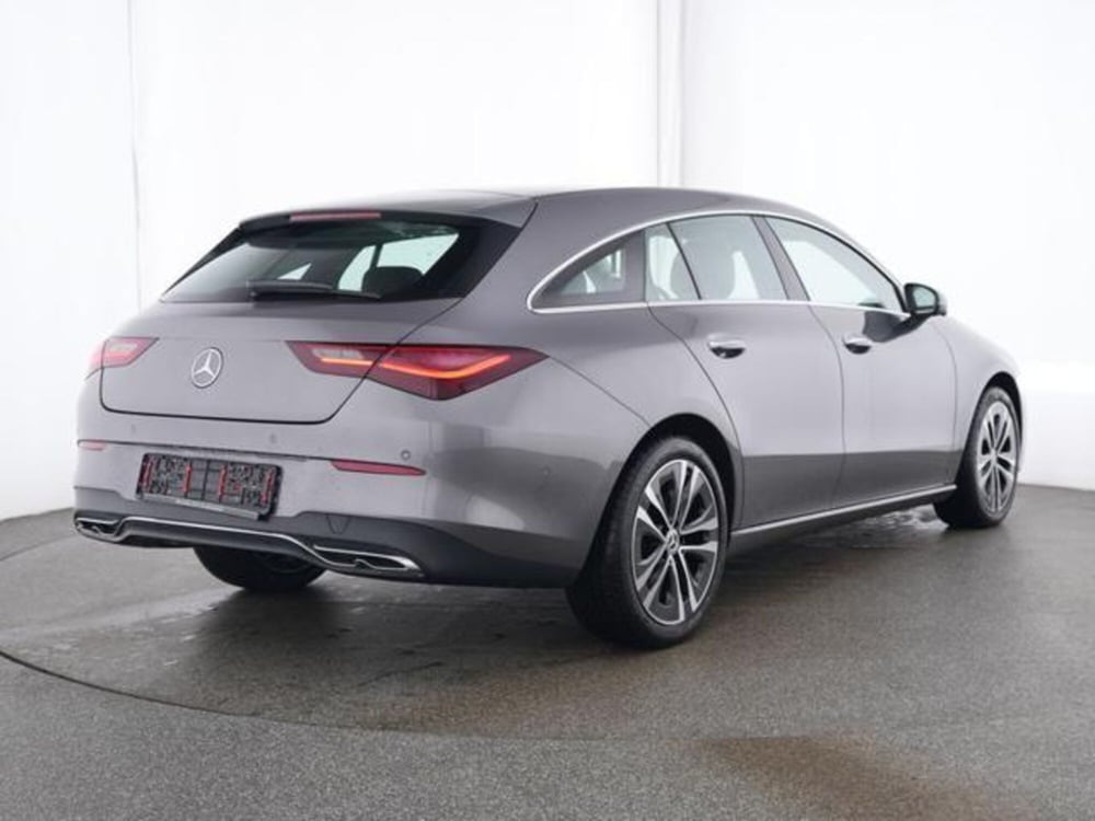 Mercedes-Benz CLA Shooting Brake usata a Milano (3)
