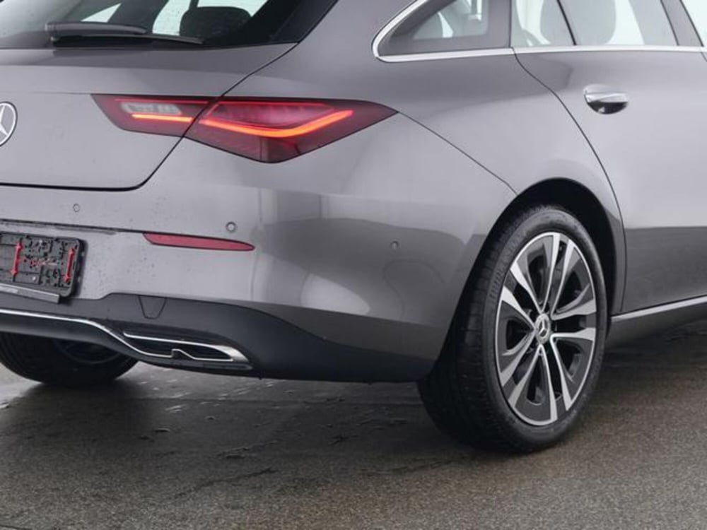 Mercedes-Benz CLA Shooting Brake usata a Milano (4)