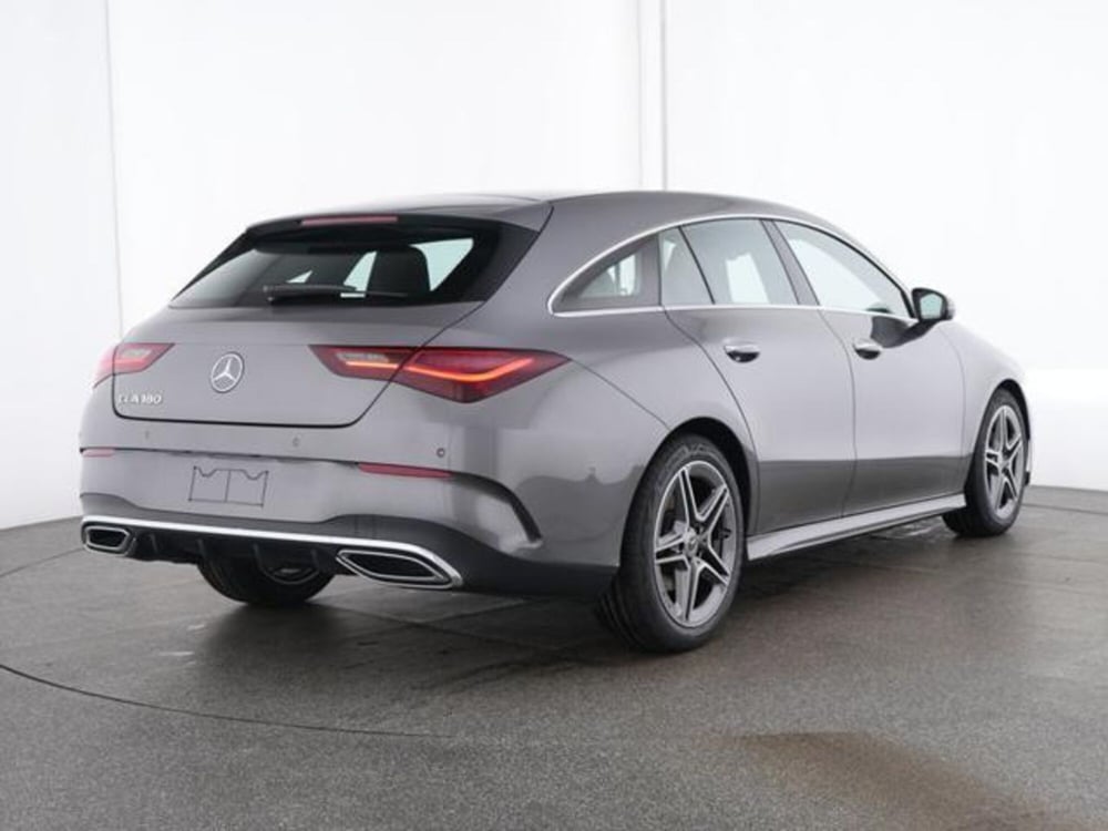 Mercedes-Benz CLA Shooting Brake usata a Milano (3)