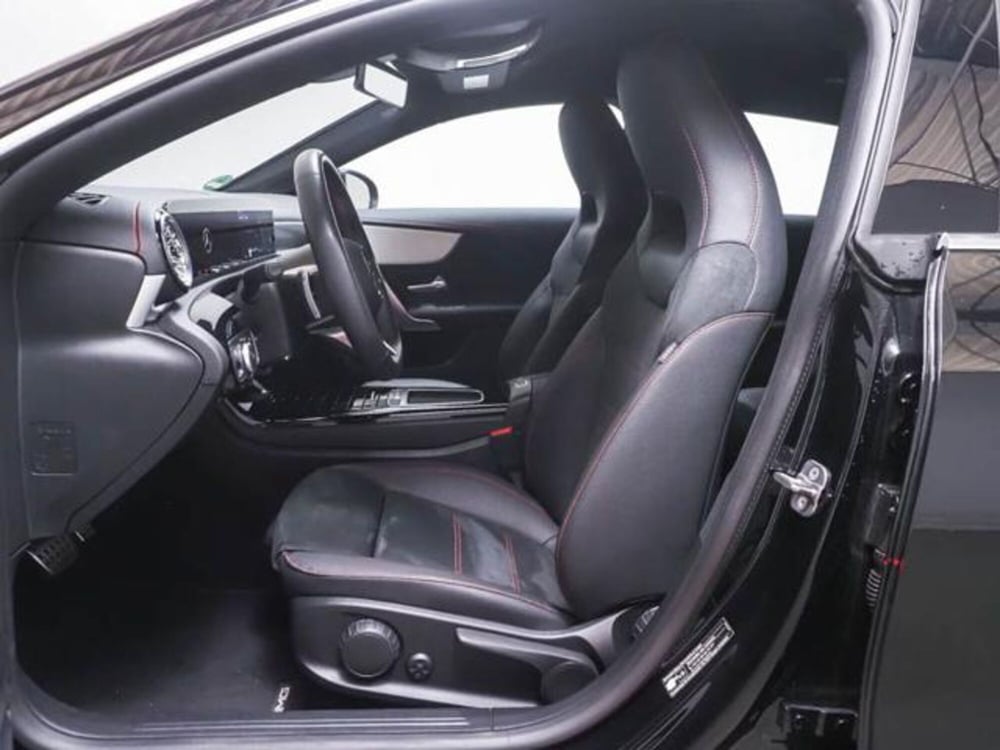Mercedes-Benz CLA Shooting Brake usata a Milano (10)