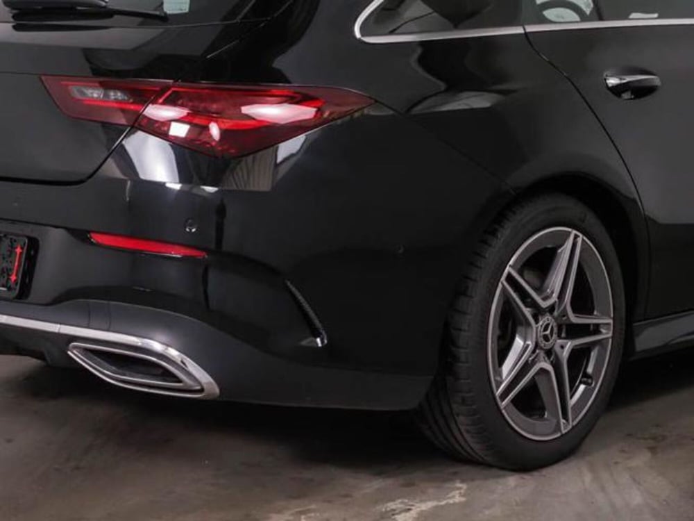 Mercedes-Benz CLA Shooting Brake usata a Milano (4)