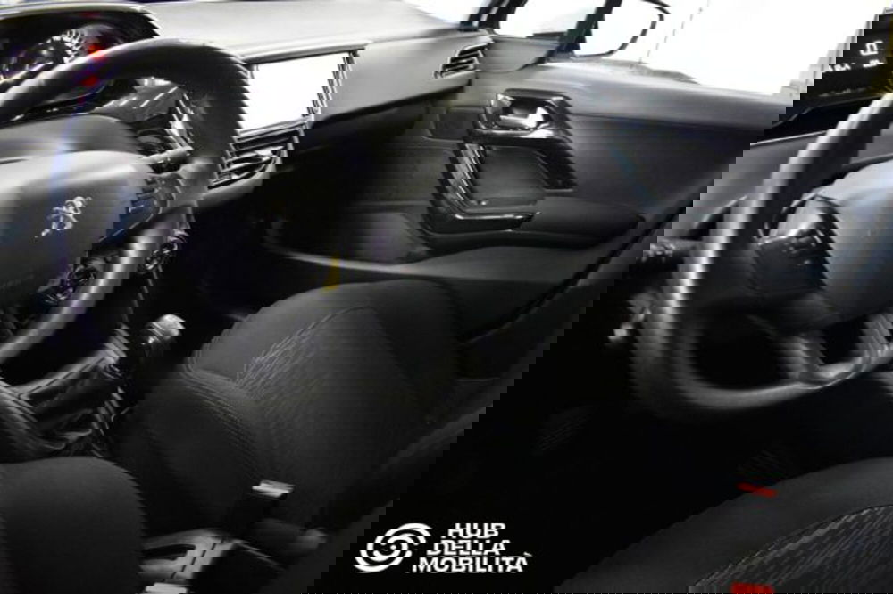 Peugeot 208 usata a Perugia (18)
