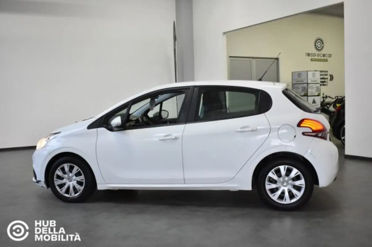 Peugeot 208 usata a Perugia (4)