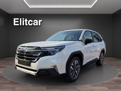 Subaru Forester 2.0 e-Boxer MHEV CVT Lineartronic Premium nuova a Dormelletto