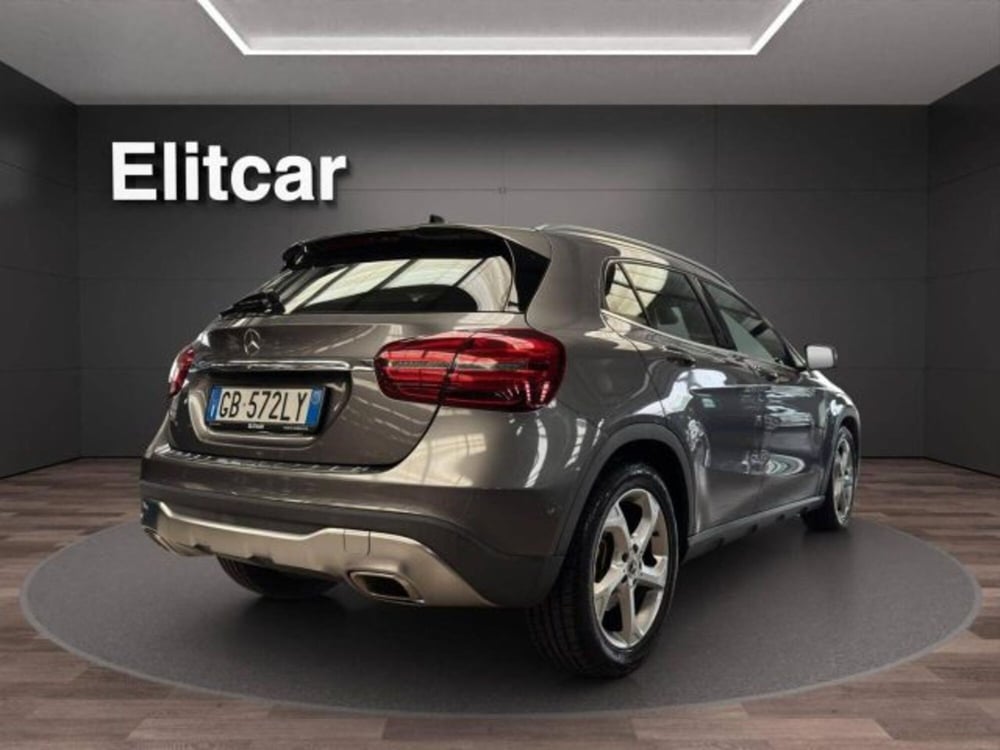 Mercedes-Benz GLA SUV usata a Novara (4)