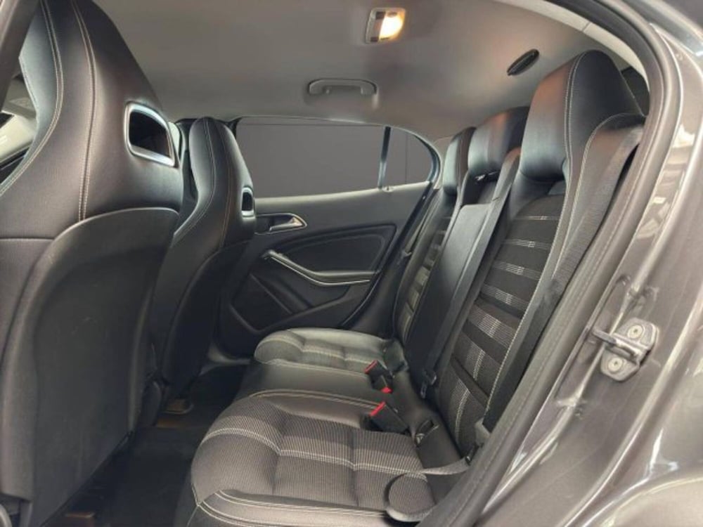Mercedes-Benz GLA SUV usata a Novara (7)