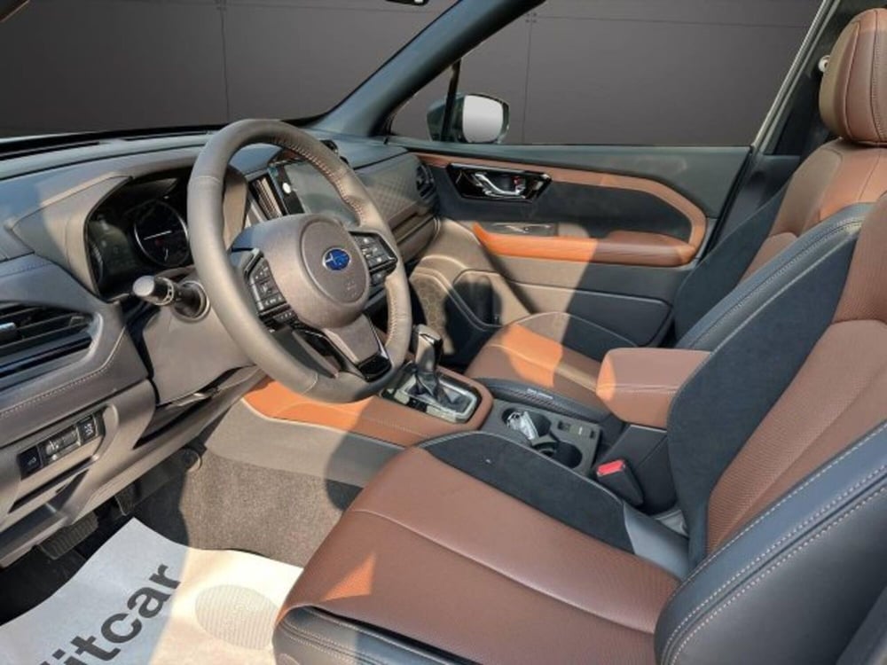 Subaru Forester nuova a Novara (12)