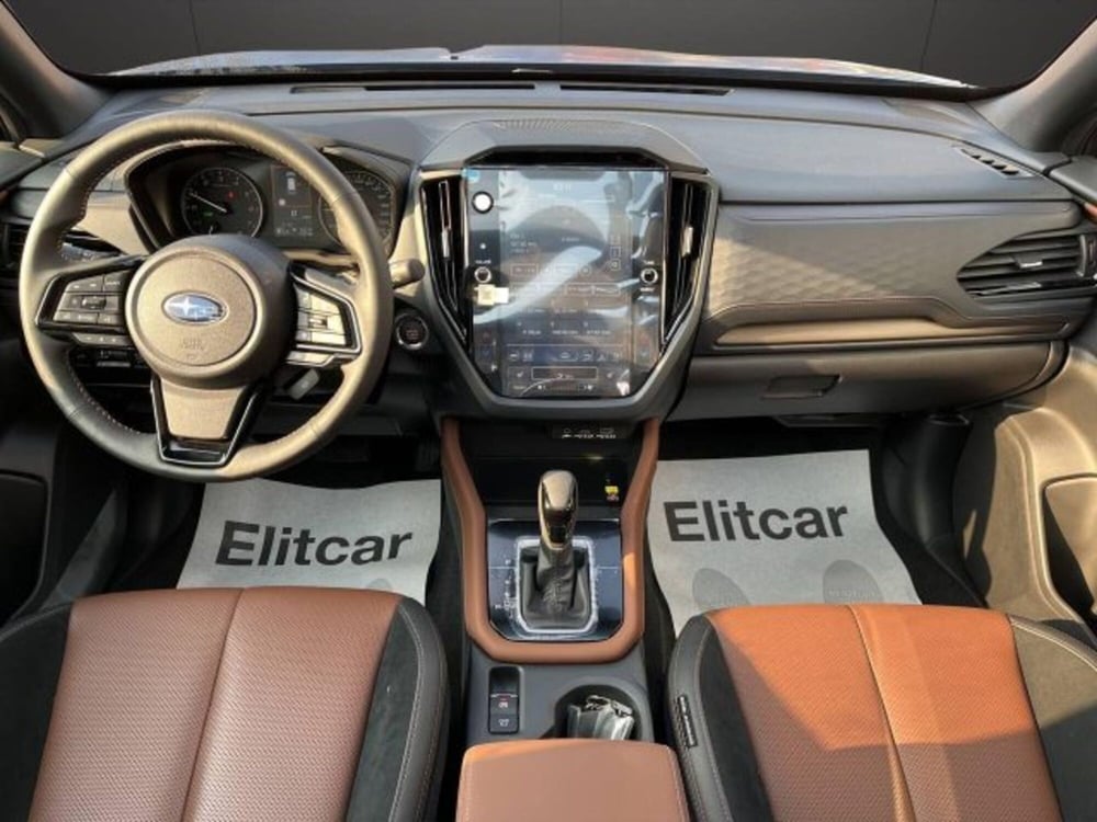 Subaru Forester nuova a Novara (14)