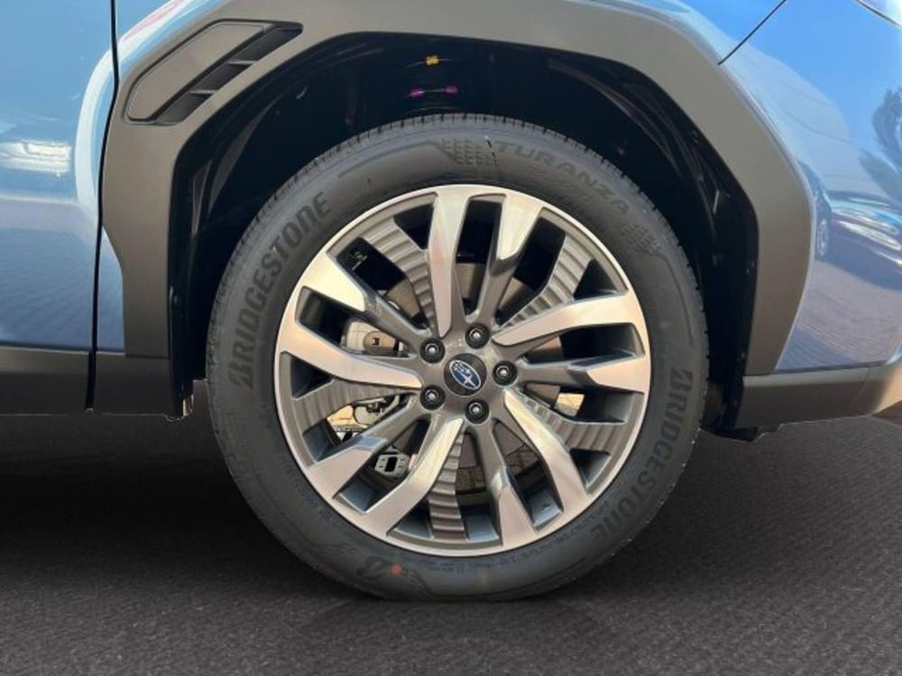 Subaru Forester nuova a Novara (9)