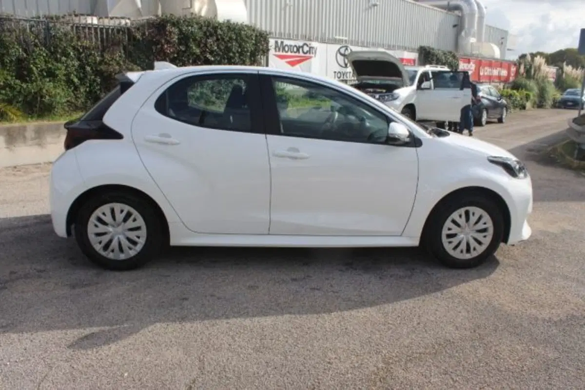 Toyota Yaris Cross usata a Roma (15)