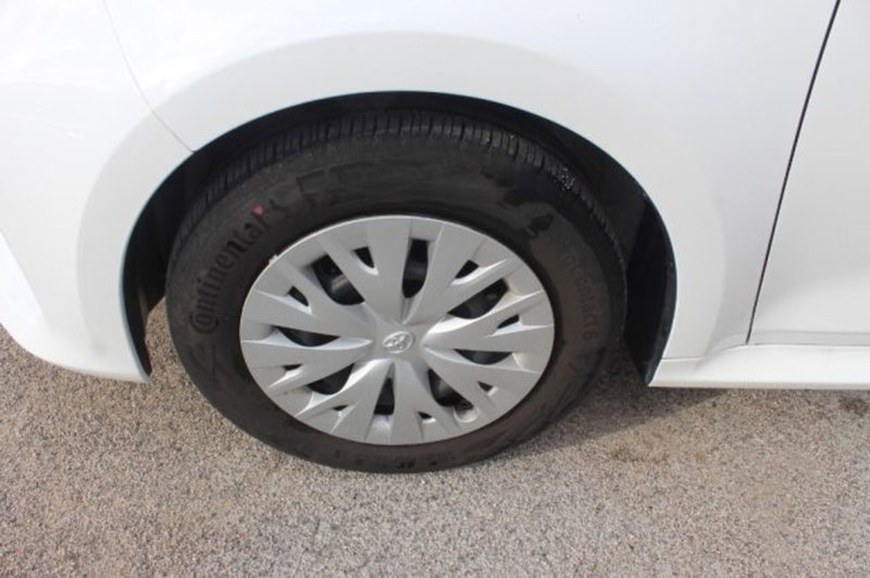 Toyota Yaris Cross usata a Roma (16)