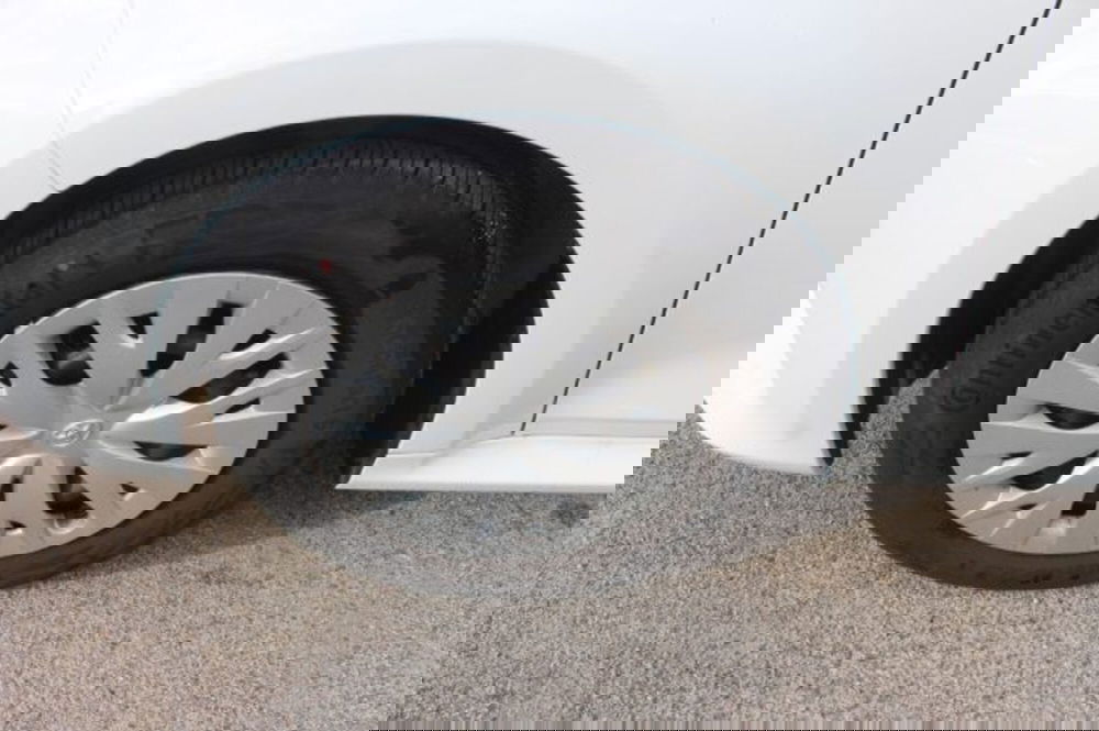 Toyota Yaris Cross usata a Roma (15)