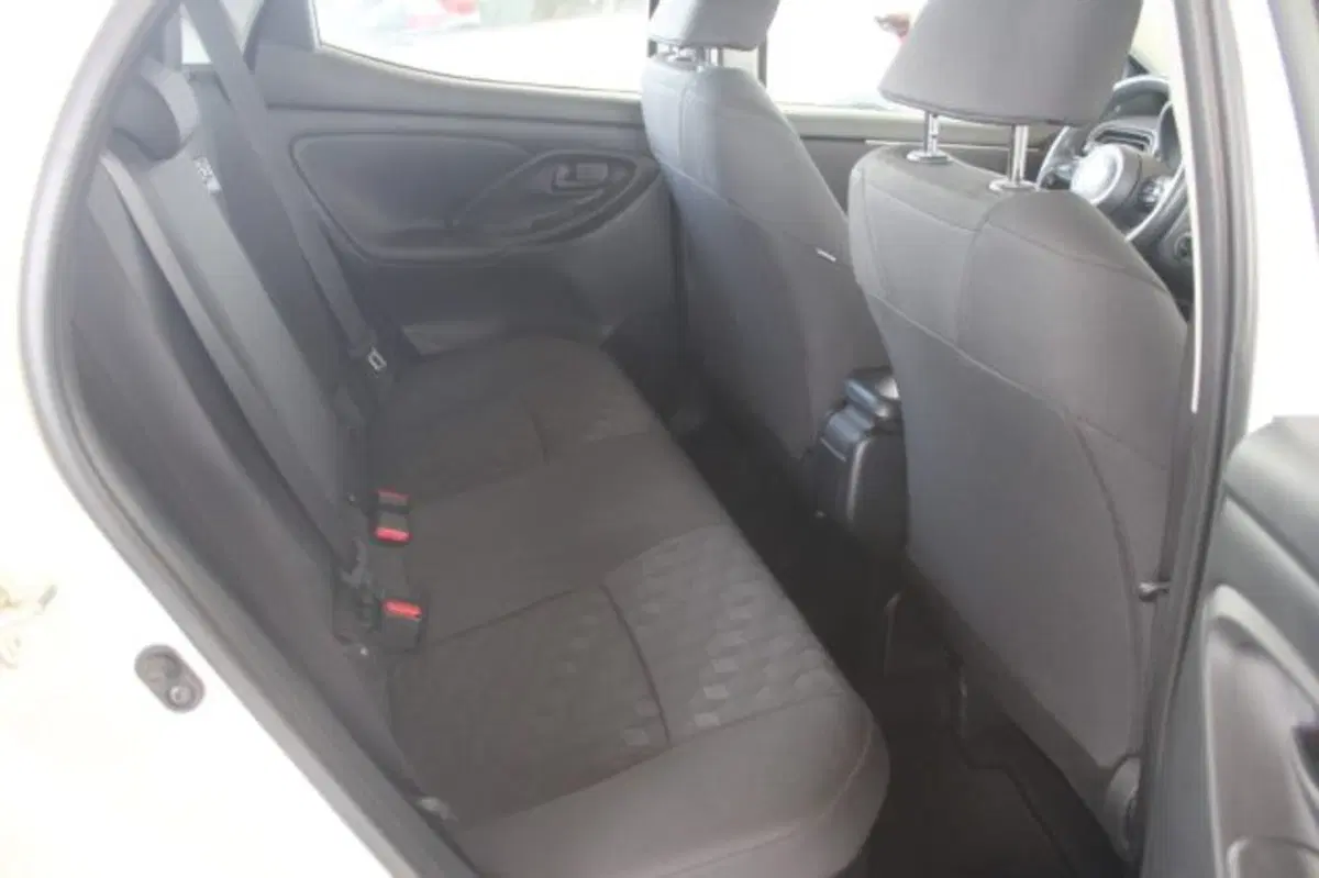 Toyota Yaris Cross usata a Roma (8)