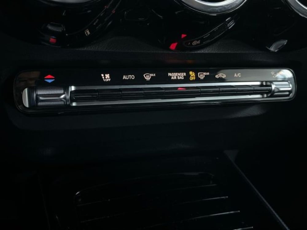 Mercedes-Benz GLB usata a Verona (14)