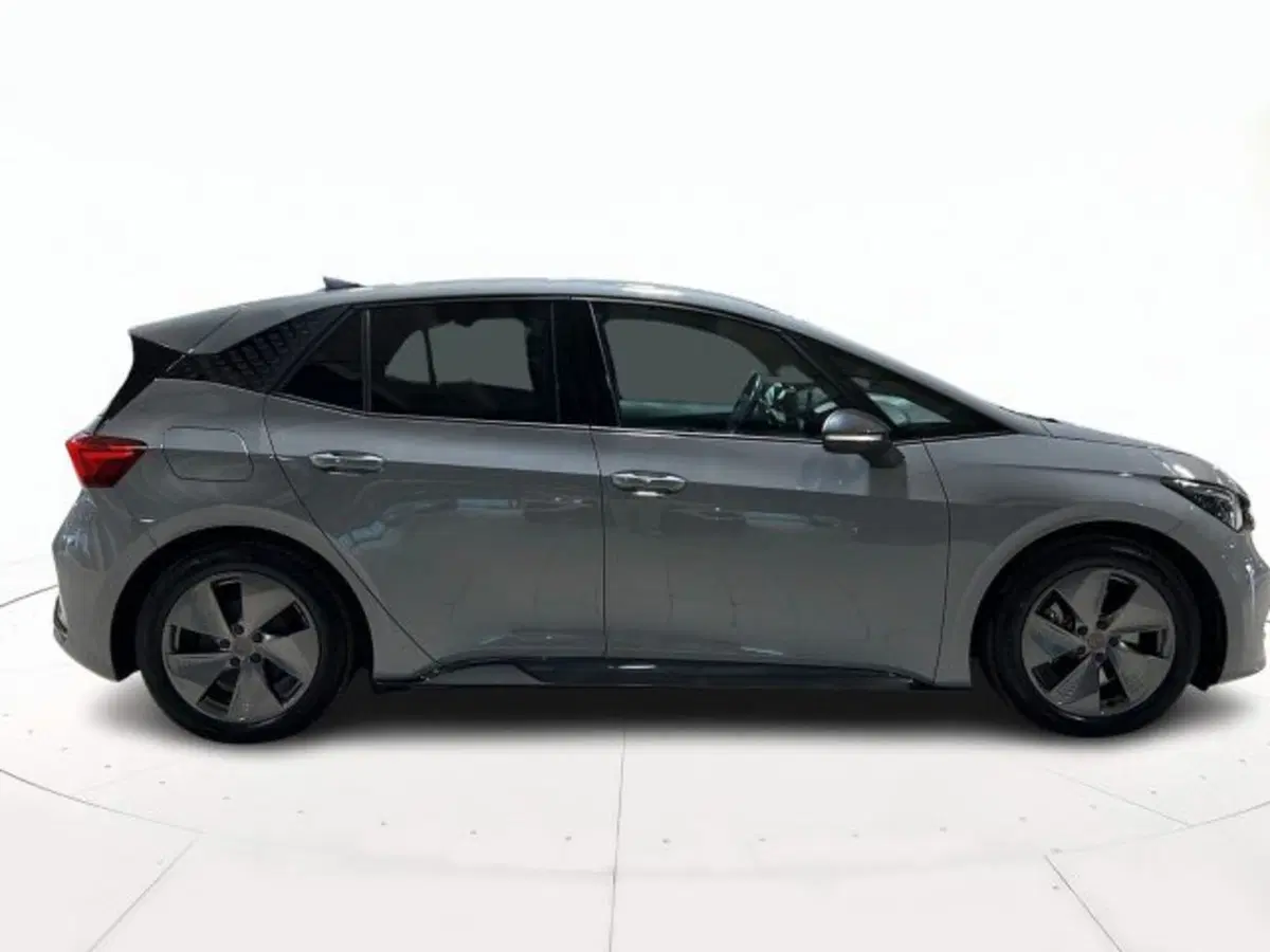 Cupra Born usata a Vicenza (3)