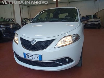 Lancia Ypsilon 1.2 69 CV 5 porte Silver del 2016 usata a Modena