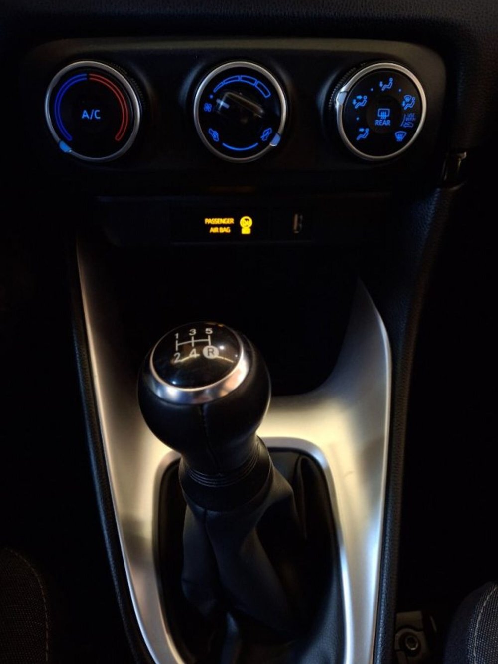 Toyota Yaris usata a Vicenza (12)