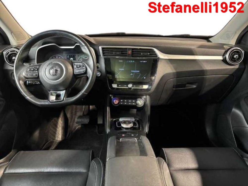 Mg ZS EV usata a Bologna (13)