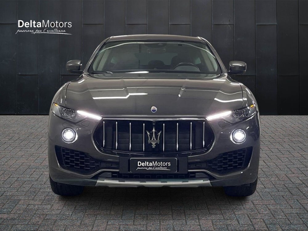 Maserati Levante usata a Macerata (2)