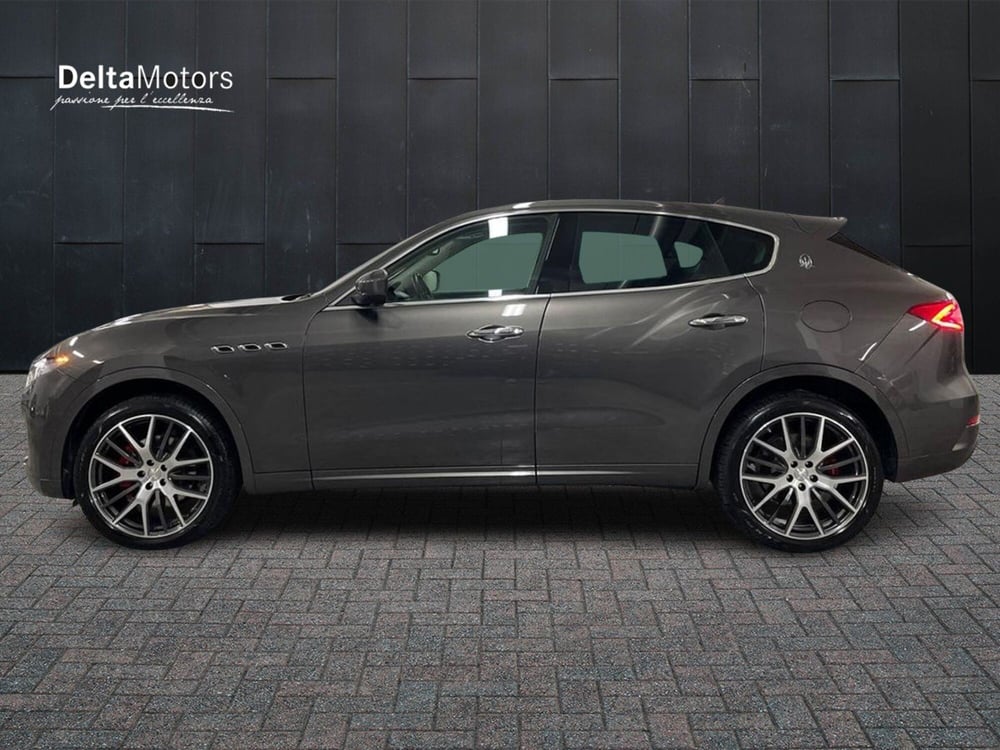 Maserati Levante usata a Macerata (4)