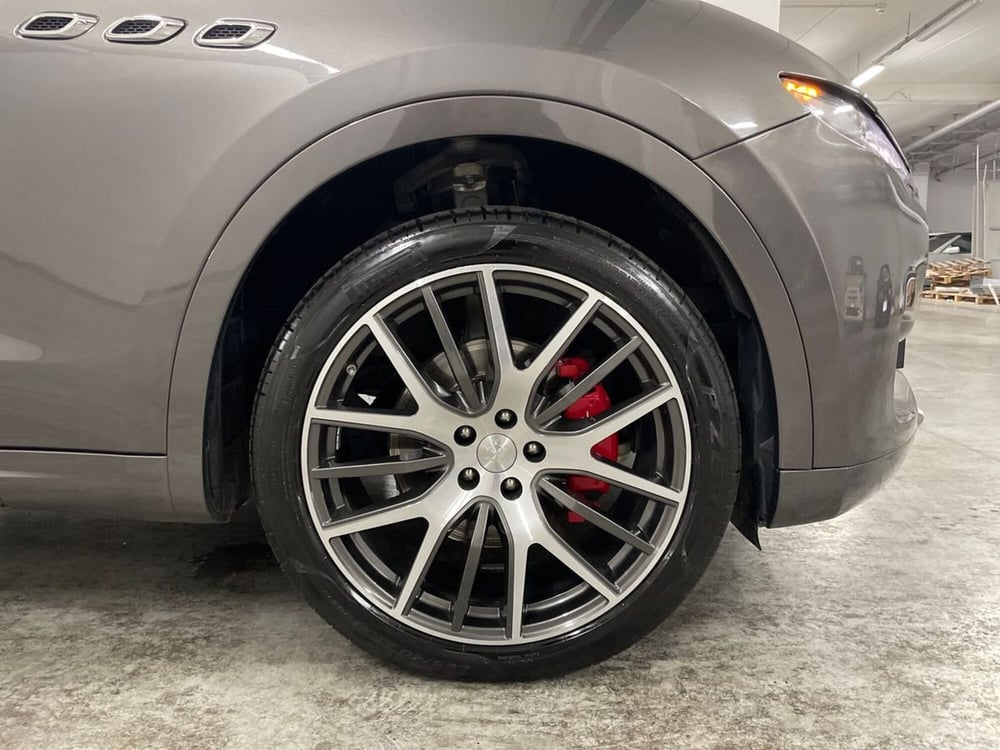 Maserati Levante usata a Macerata (8)
