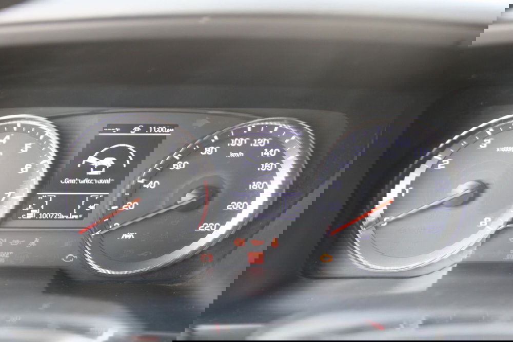 Ssangyong Tivoli usata a Catania (10)