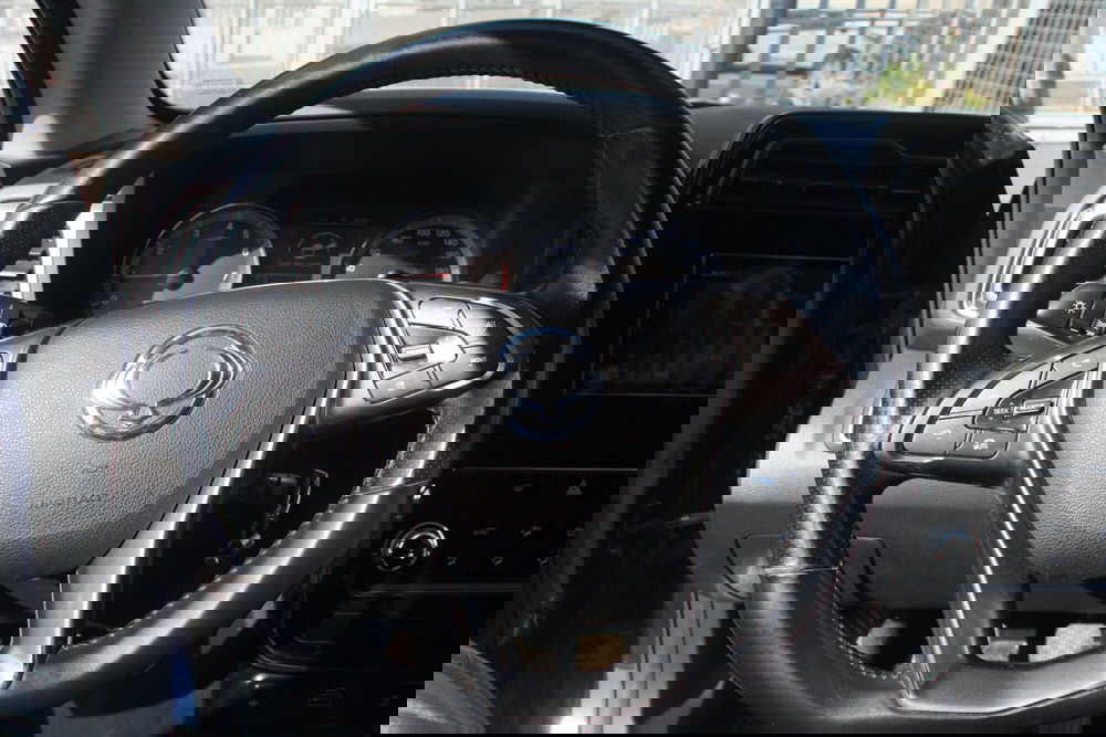 Ssangyong Tivoli usata a Catania (12)