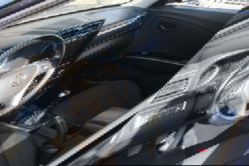 Ssangyong Tivoli usata a Catania (18)