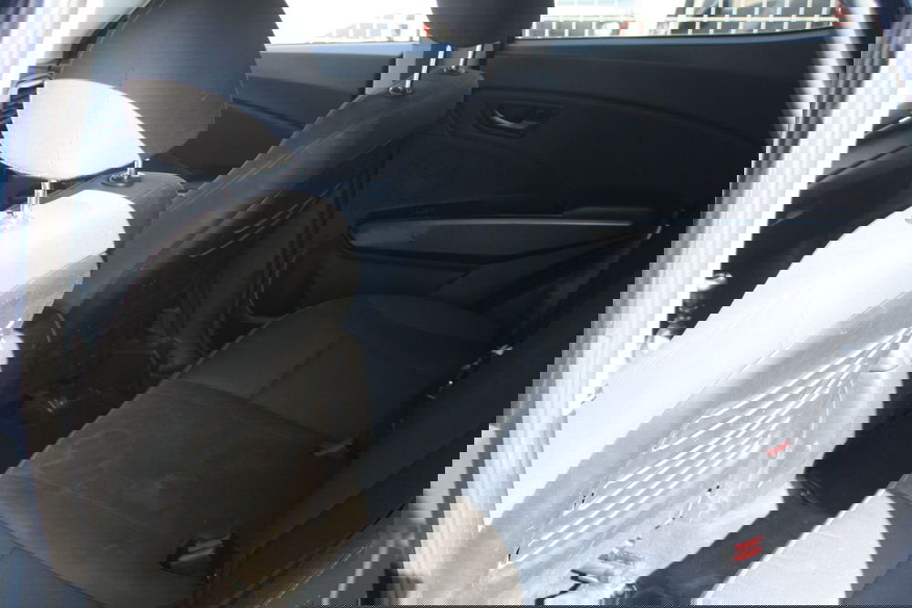 Ssangyong Tivoli usata a Catania (19)