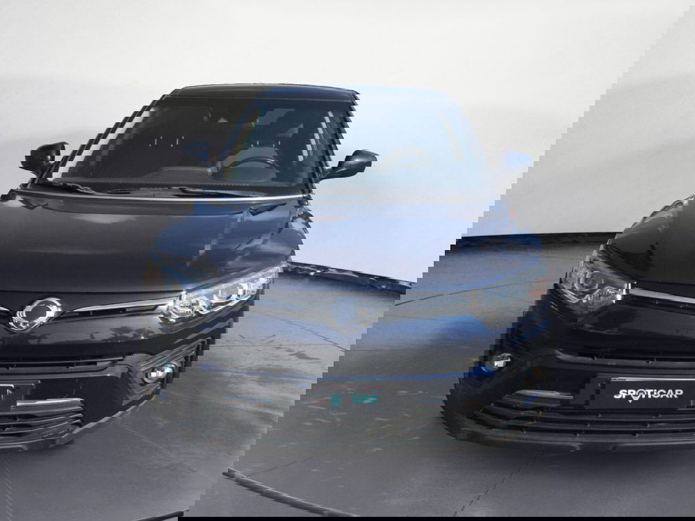 Ssangyong Tivoli usata a Catania (3)