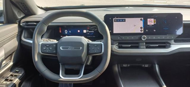 Jeep Compass nuova a Padova (14)