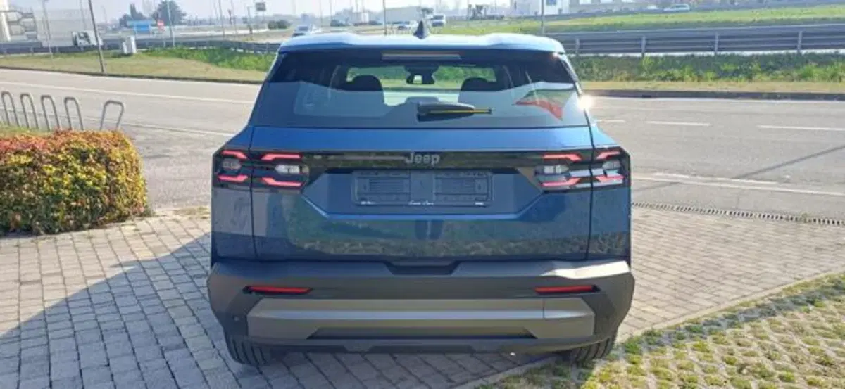 Jeep Compass nuova a Padova (8)