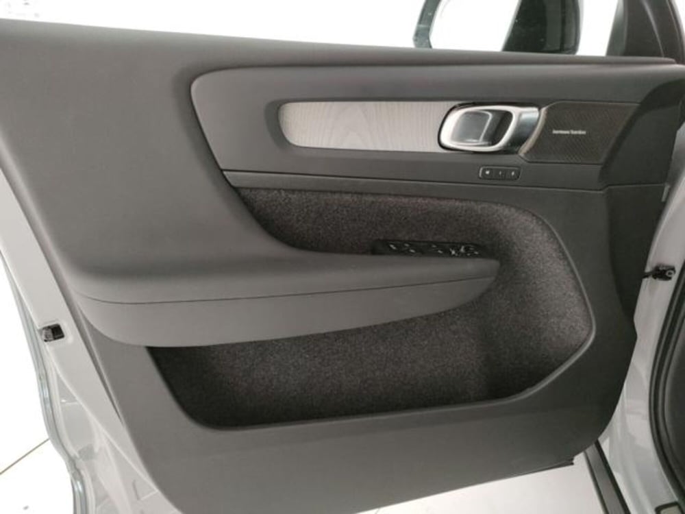 Volvo XC40 usata a Modena (11)